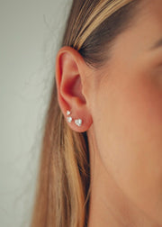 BRINCO TRIO DE PRATA COM CORAÇÕES DE ZIRCONIA